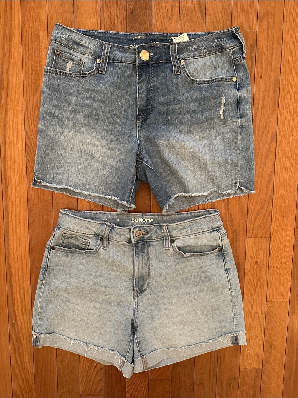 Lot of 2 pairs of denim shorts, size 8
